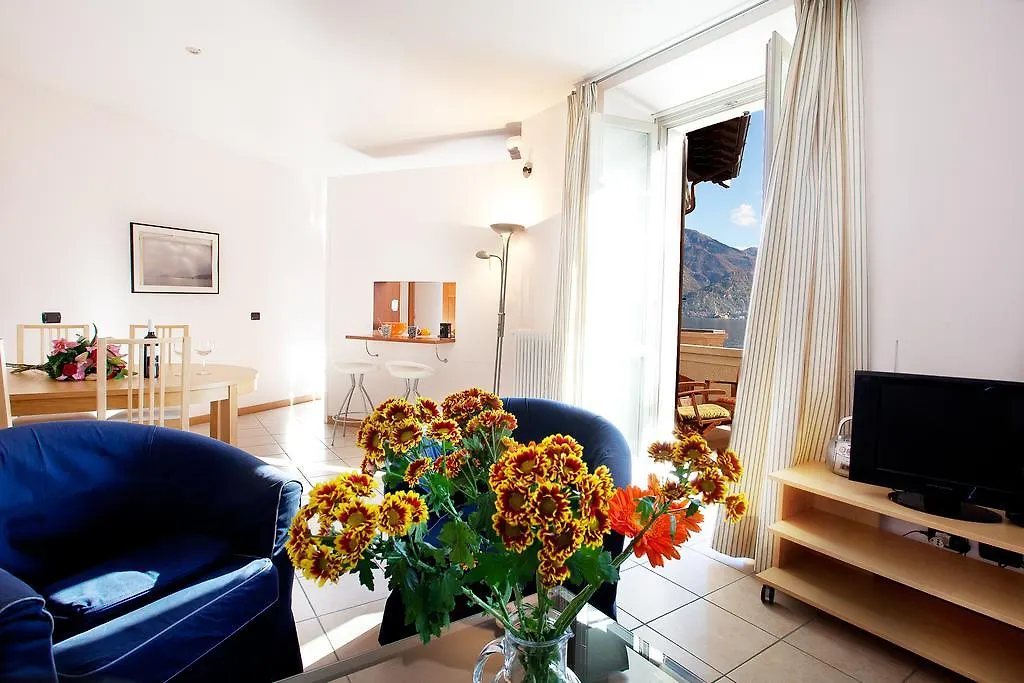Menaggio Centro Con 3 Balconi Apartment 0*,